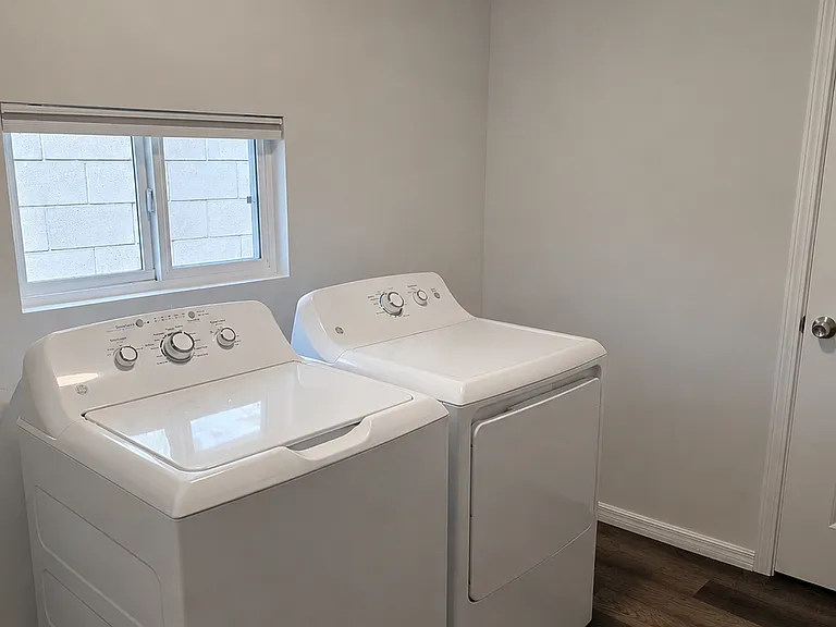 716 Arno St SE #B — Photo 14