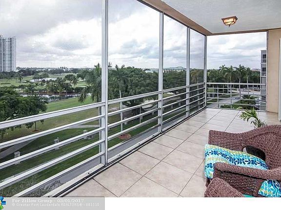 4th image of 300 Diplomat Pkwy APT 701