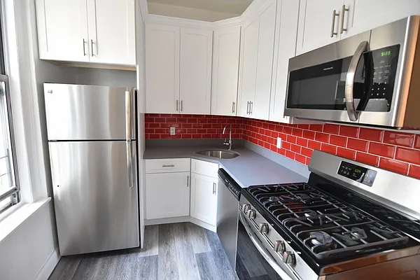 Rented by Bohemia Realty Group | media 15