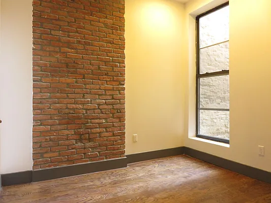 Rented by Rennit Inc. | media 95