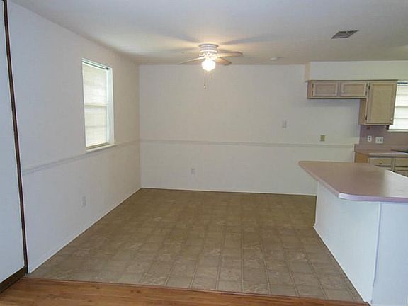 5th image of 437 Woodward Dr