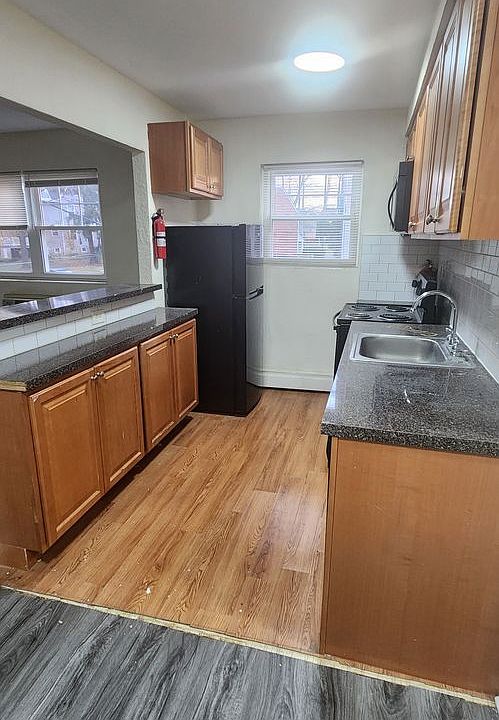 1st image of 75 N Morton Ave #2A