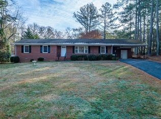 1106 Valley Rd, South Hill, VA 23970