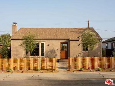 8006 Vicksburg Ave, Los Angeles, CA, 90045