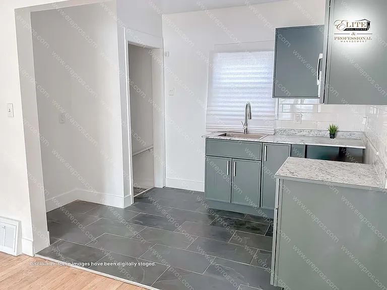 2515 Bagley St — Photo 8