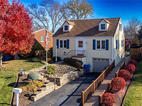 2nd image of 1631 Moynelle Dr