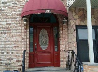 185 Frost St, Brooklyn, NY 11211
