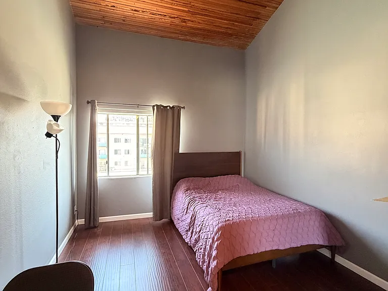 5460 White Oak Ave #E339 — Photo 1