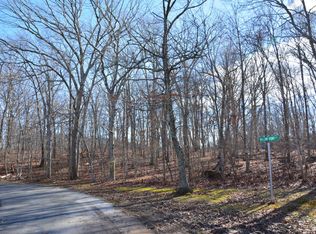9 Willow Pond Rd, Shelter Island, NY 11964