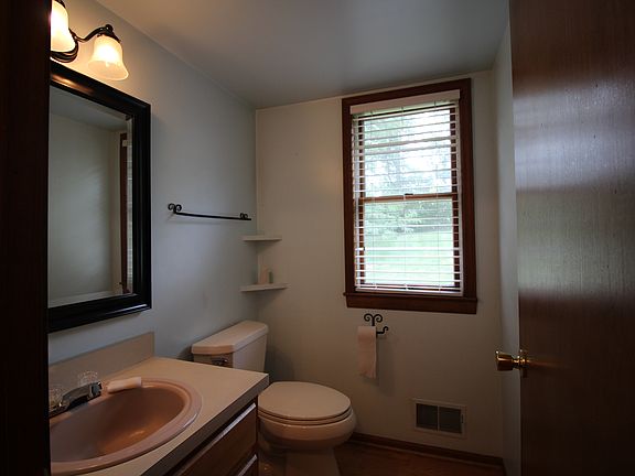 4th image of 60492 Lamplighter Dr