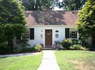 10619 S Dunmoor Dr, Silver Spring, MD 20901