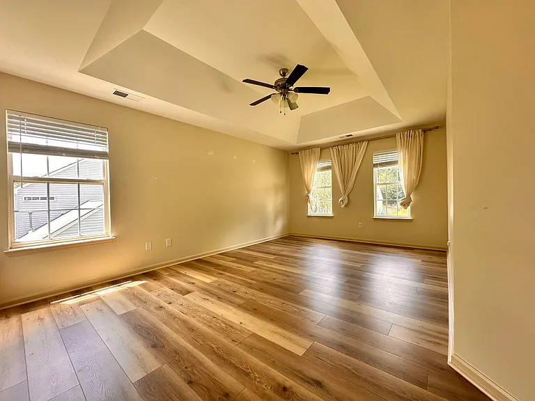 105 Summerwood Pl — Photo 11