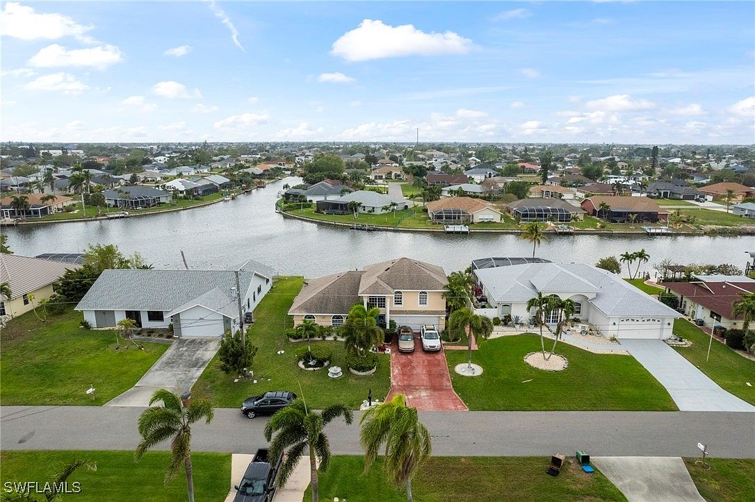 1216 SE 3rd St, Cape Coral, FL 33990 | Zillow