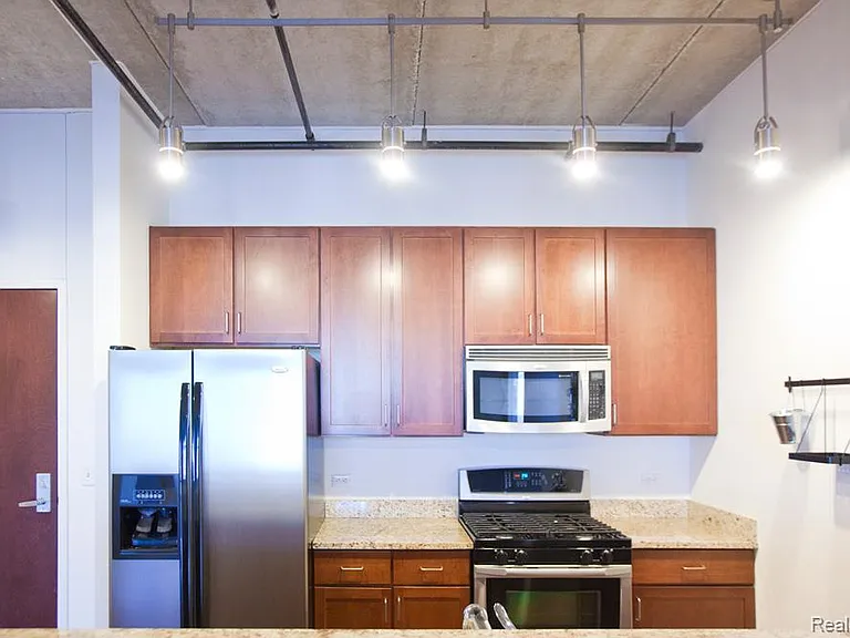 3670 Woodward Ave #410 — Photo 12