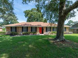 5720 Pickwick Ln, Beaumont, TX 77706