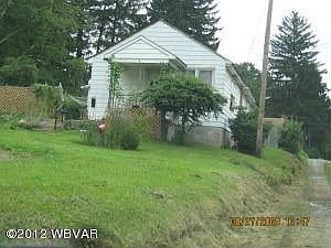 1st image of 146 Linden St
