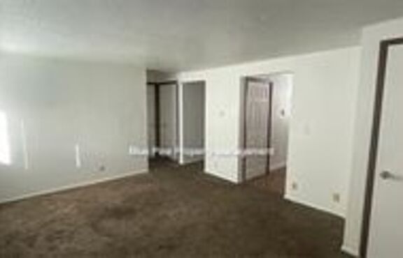 2nd image of 450 H St #1