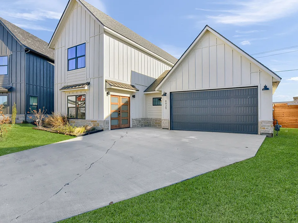 4929 Sweetbay Rd