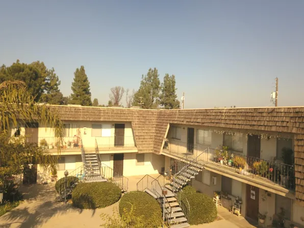1050 N Bates Ave #1-8, Dinuba, CA 93618