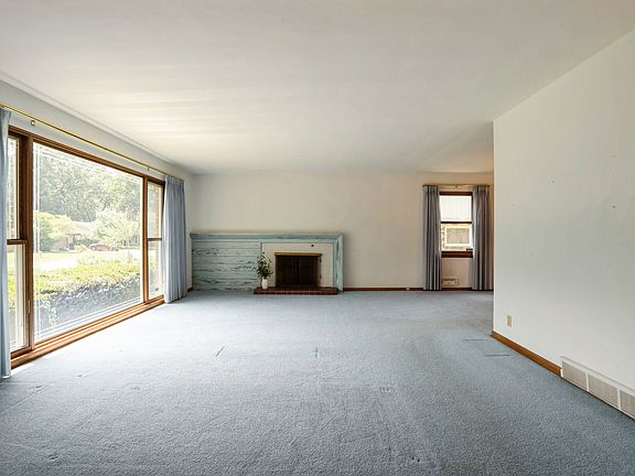 4th image of 2811 30th Ave