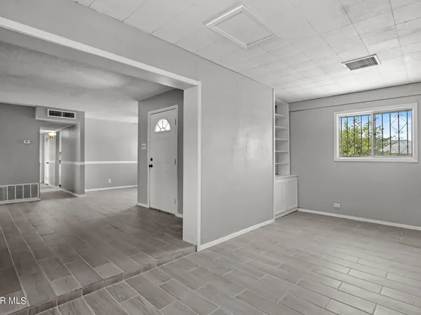 9560 Waverly Dr, El Paso, TX 79924
