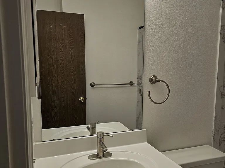12474 Forest Dr — Photo 21