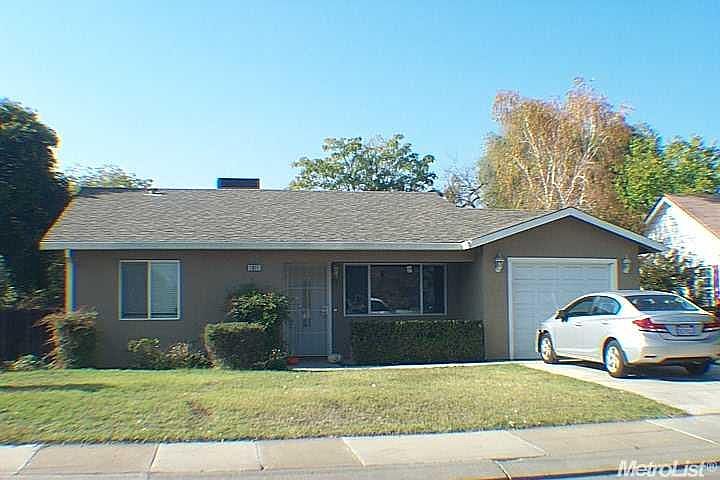 1st image of 1011 Sullivan Ave