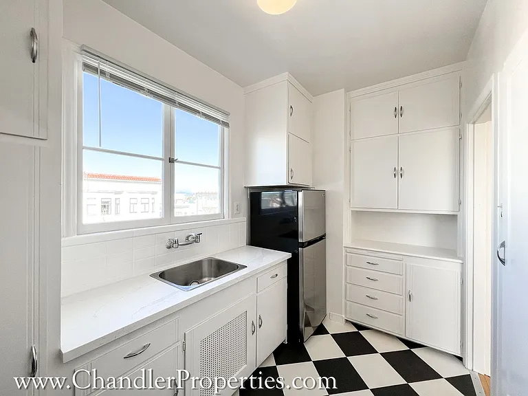 165 Mallorca Way — Photo 6