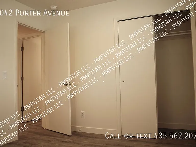 4042 S Porter Ave — Photo 24