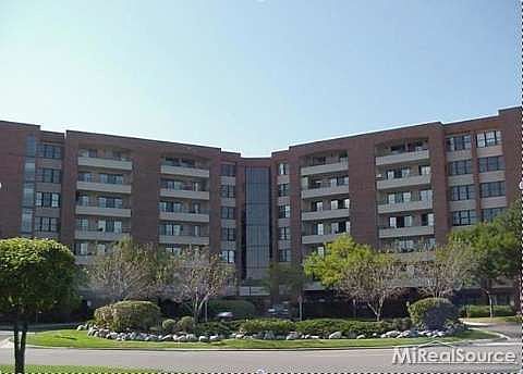 1st image of 3509 Country Club Dr