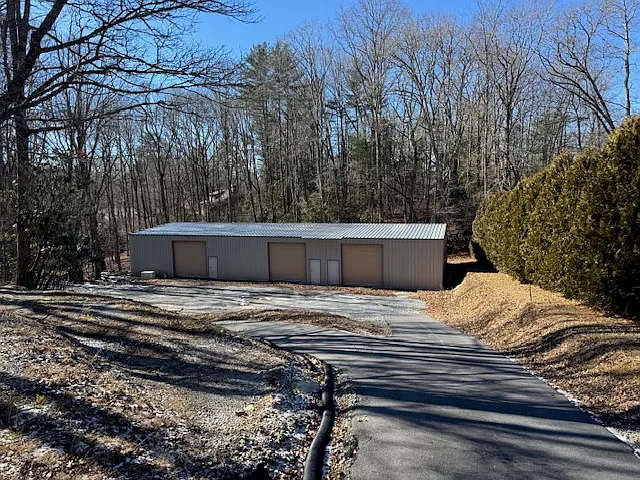 317 Crowe Dr
