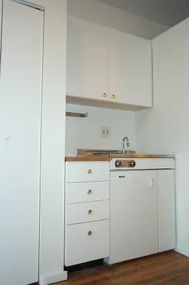 Rented by Tower Brokerage | media 19