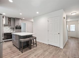 6650 Elizabeth Lake Rd, Waterford, MI 48327