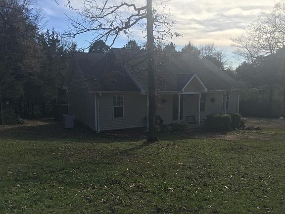 3rd image of 554 Elm Ct
