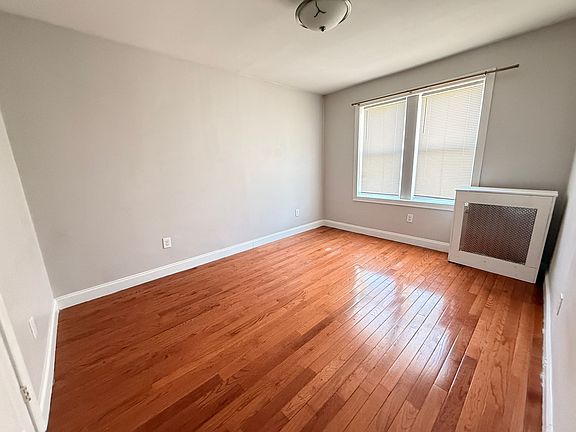 3rd image of 169 Manhattan Ave #42E