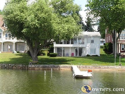 1st image of 6060 Lakeside Dr