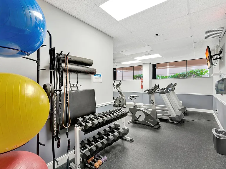 5380 N Ocean Dr #11A — Photo 35