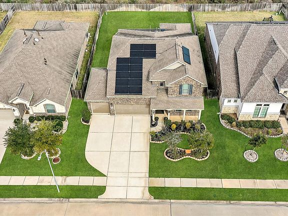 2nd image of 20138 Wedgewood Grove Lane
