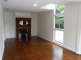 3219 Lee St, Dallas, TX 75205