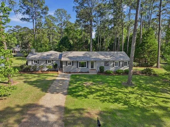 1028 Summit Dr, Albany, GA 31707