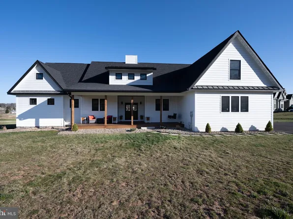 421 Waterfront Greens Dr, Swanton, MD 21561