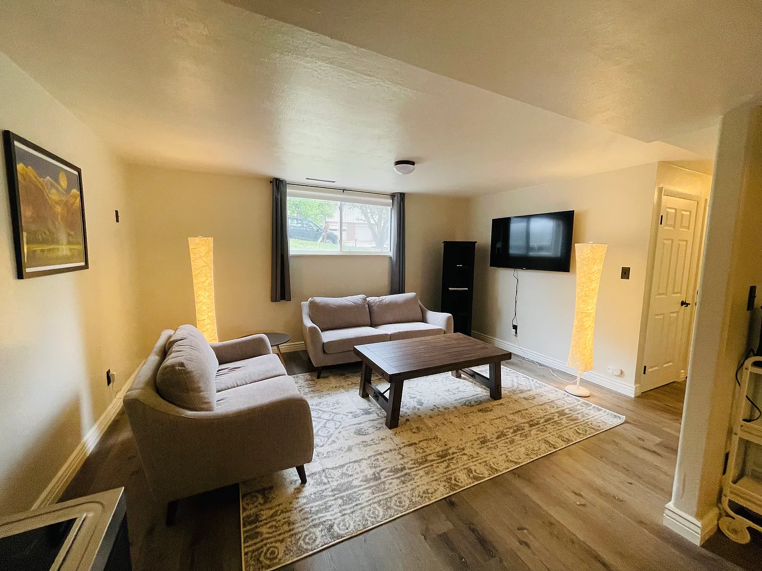 2 bed, 700 sqft, $2,000 — Photo 4