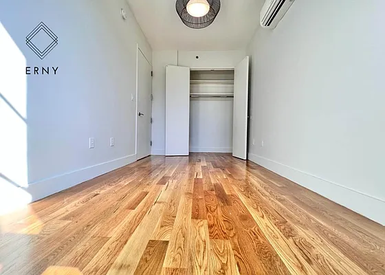 Rented by ERNY LLC | media 35