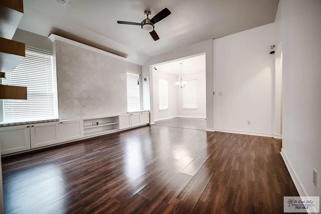 4 bed, 2.0 bath, 1525 sqft, $2,300 — Photo 4