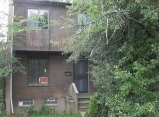 4694 Lee Rd, Cleveland, OH 44128