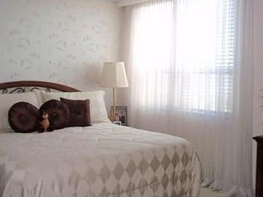 5th image of 2620 Cove Cay Dr Unit 705