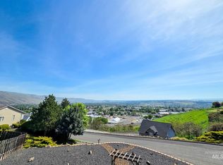 1808 Valleyview Dr, Clarkston, WA 99403