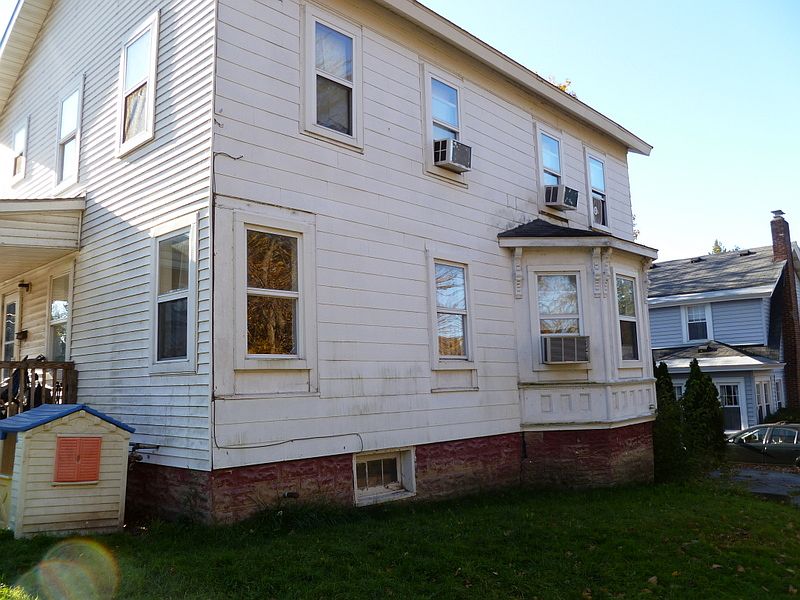 2nd image of 202-204 S 3rd St