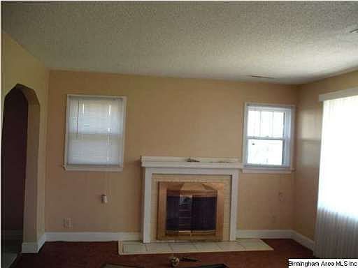 2nd image of 513 Selma Rd