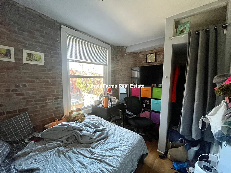 Hammond St — Photo 13